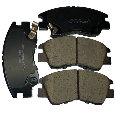 DG9C2M007DB OEM Diterima Keramik Low Metal Disc Brake Pad OE 5333798 5341207 5341209