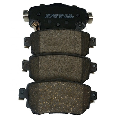 Referensi NO. P14823.02 Keramik Low Metal Disc Brake Pad untuk OE 440603981R 440605889R