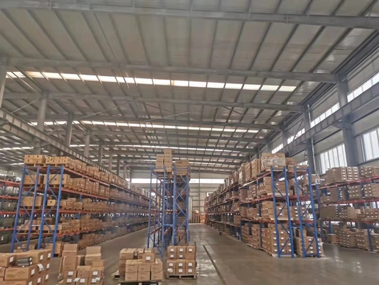 Filter Udara Kendaraan untuk OE E1131L 165467674R C27029 17801-0Y040 di Pasar Timur Tengah