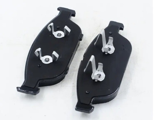 OE JZW698451AA Keramik Brake Pad untuk TOYOTA Camry Referensi NO. 8DB 355 020-531